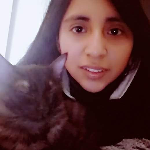 Sheyla - ID: 123673