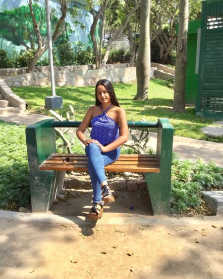 Nicole - ID: 130748