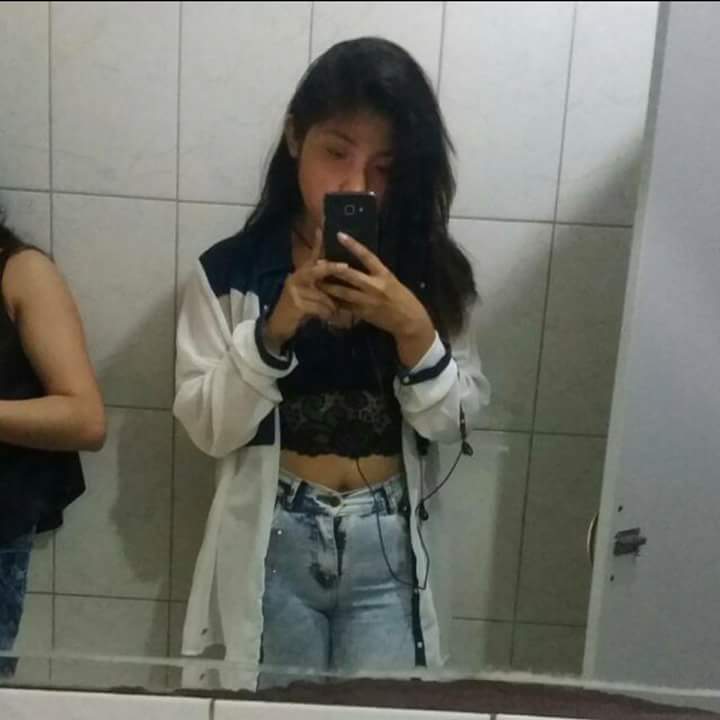 Nicole - ID: 136160