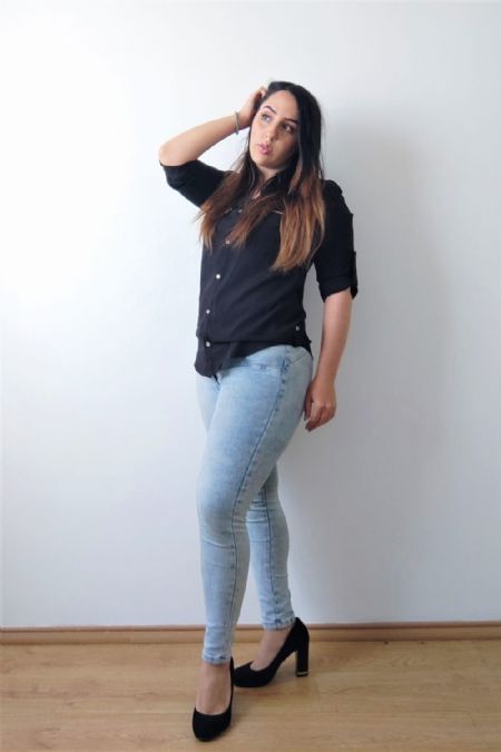 Anaid - ID: 149703 - 654136