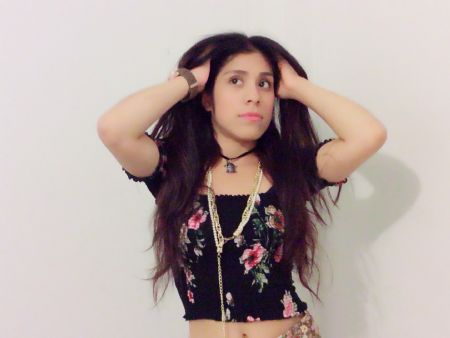 LESLIE - ID: 152853