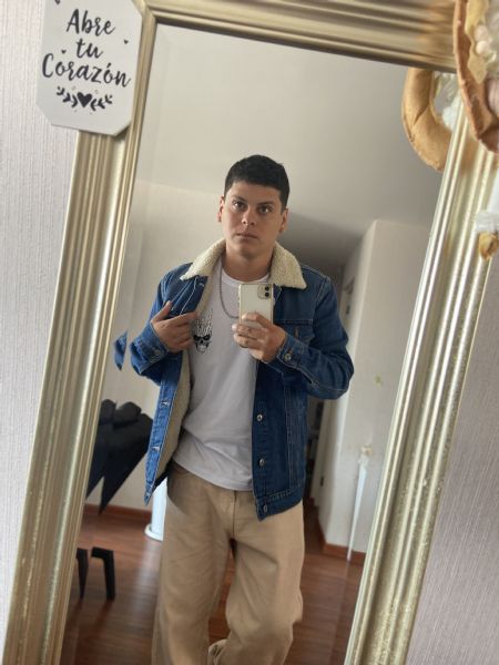Pierre - ID: 153250 - 679945
