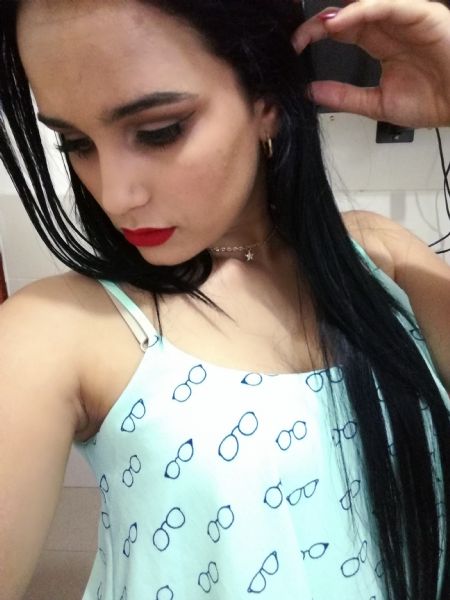 Elizabeth - ID: 157741