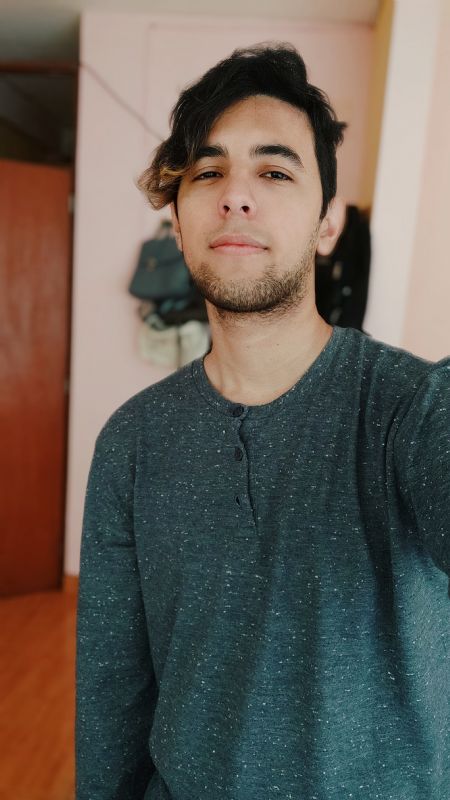 Héctor Adrián - ID: 216634