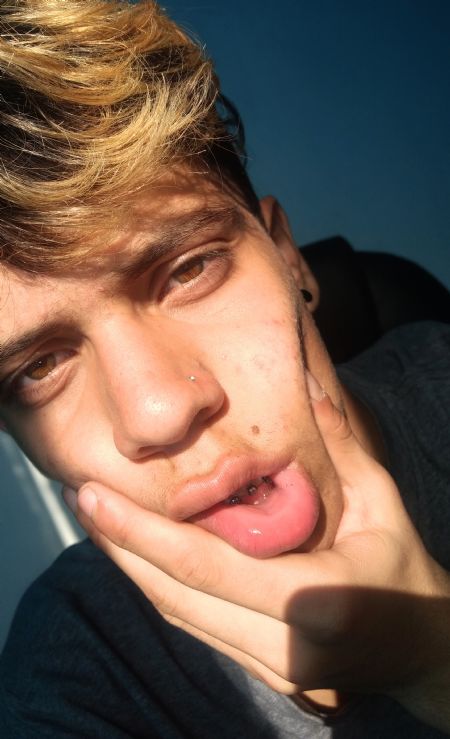 gabriel - ID: 237418 - 522315