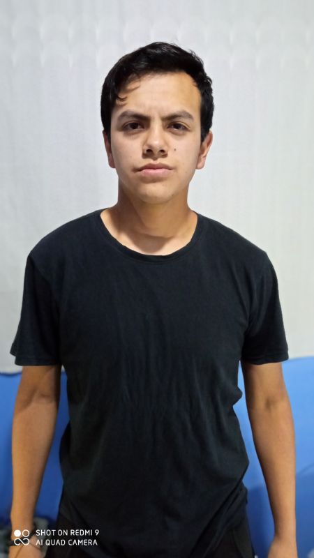 Alejandro - ID: 253520