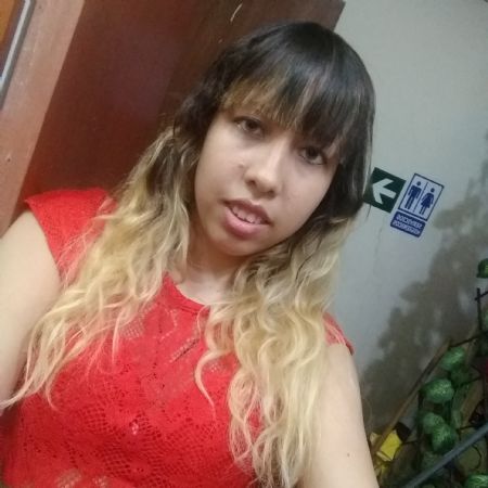 lizz - ID: 272078