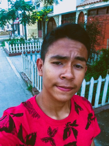 Emanuel - ID: 276161