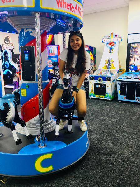 Melanie - ID: 286040