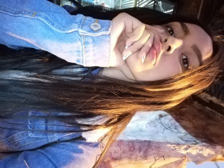 Leonela - ID: 301346