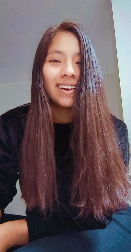 Kelly - ID: 305287