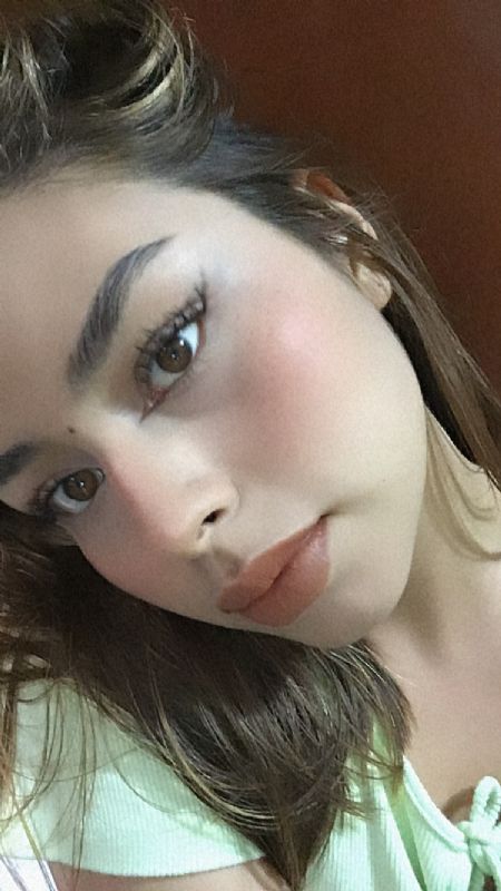 Gabriela - ID: 309894