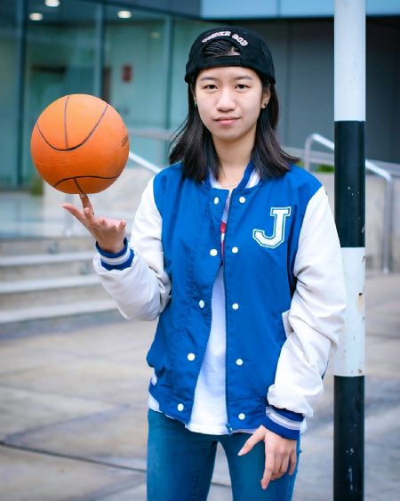 Julissa - ID: 323222