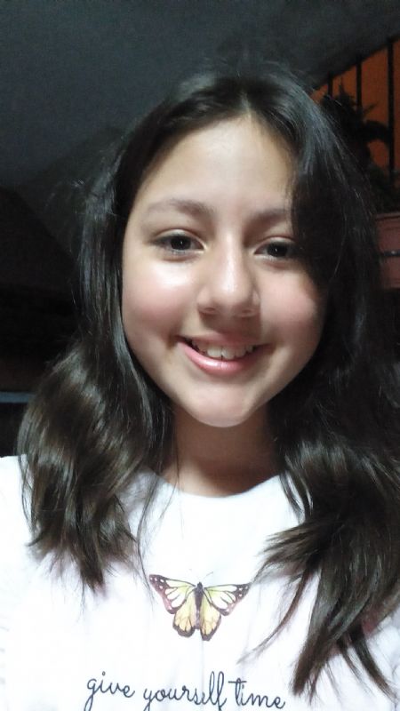 Emanuela - ID: 331797