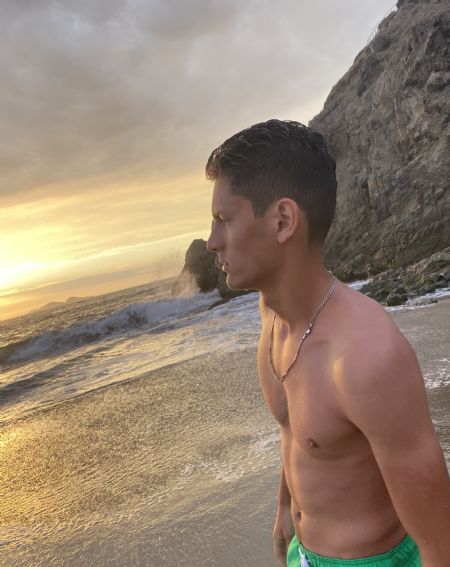 Alejandro - ID: 359107