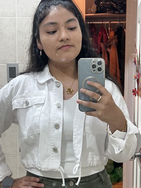 Camila - ID: 360536