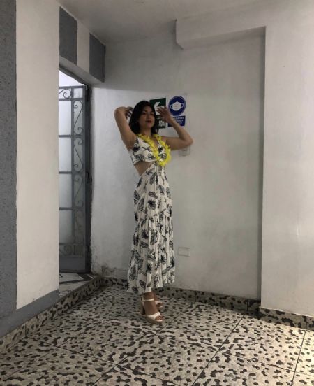 Melanie - ID: 380310