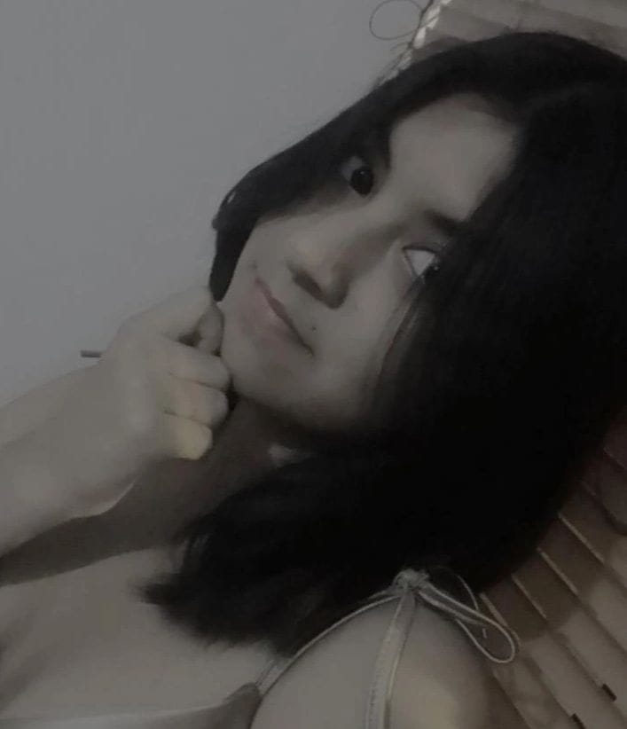 Paola  - ID: 390748