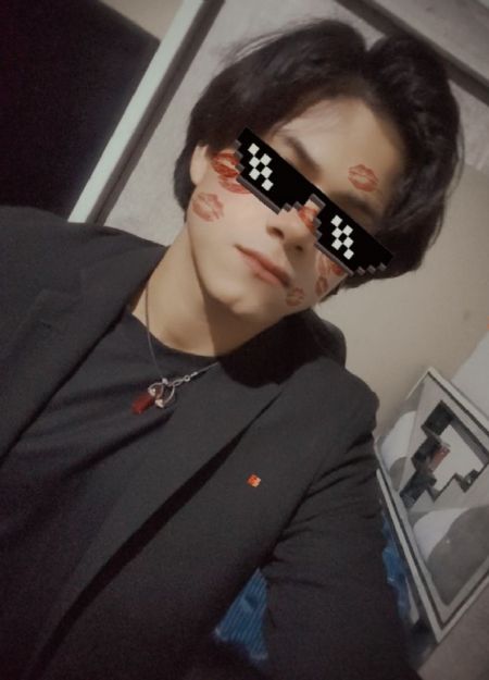 Jhon  - ID: 406887