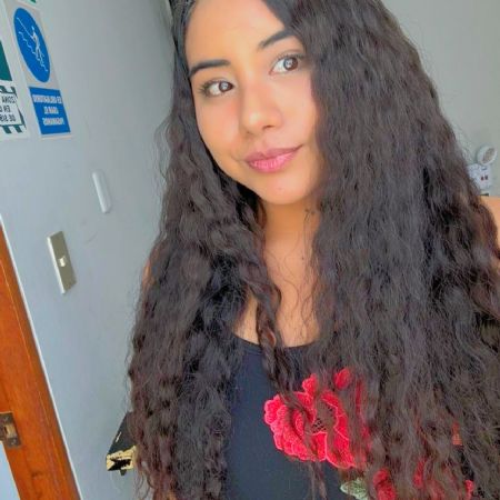 Lesly Alexandra  - ID: 411865