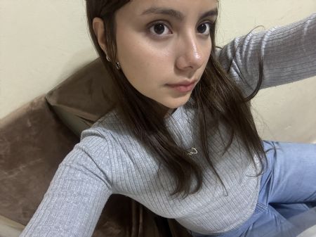 Camila Franshesca - ID: 570698 - 813677