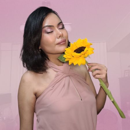 Claudia - ID: 599190